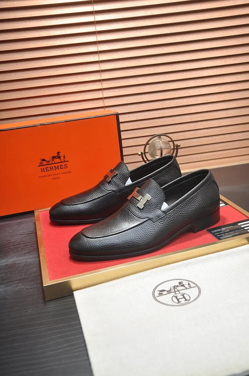 Men's shoes 💰500💶[HERMES] (cowhide lining)🍀Italian top luxury🍀He does not pursue novel styles and gorgeous colors, but attracts the favor of successful men with his flawless, elegant and classic style! This very, very comfortable, simple and stable style makes it easy to match any style! The pattern is absolutely 1:1 refined from the original case, and we strive for excellence in materials, imported cowhide + cowhide lining💪💪💪extraordinary texture👍! .Black brown code number: 38 to 45 (45 customized)